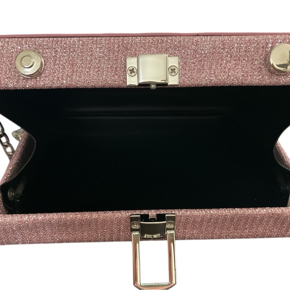 Still the Spotlight NWOT Pink Sparkly Novelty Camera Crossbody no callouts - Picture 3 of 7